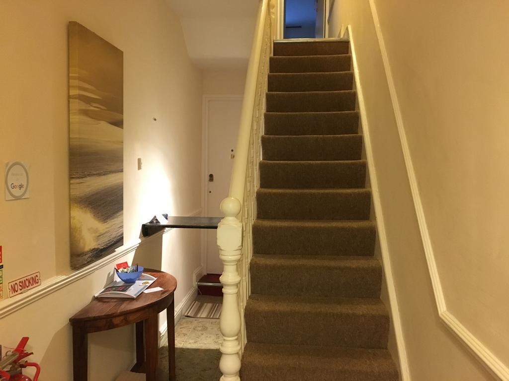 Caris Guest House Southend-on-Sea Exteriör bild